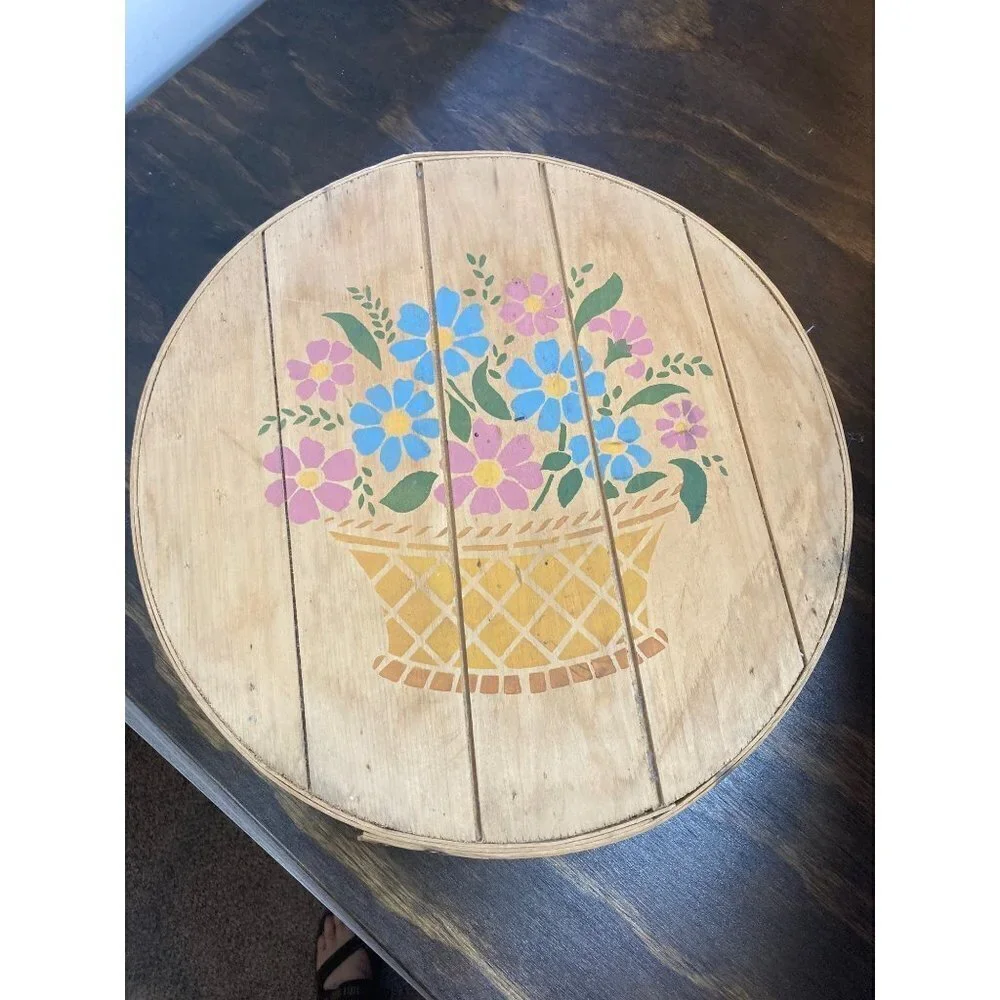 Vintage 1985 Wisconsin Cheddar Cheese Wooden Box Handpainted Stenciled Flower Ba